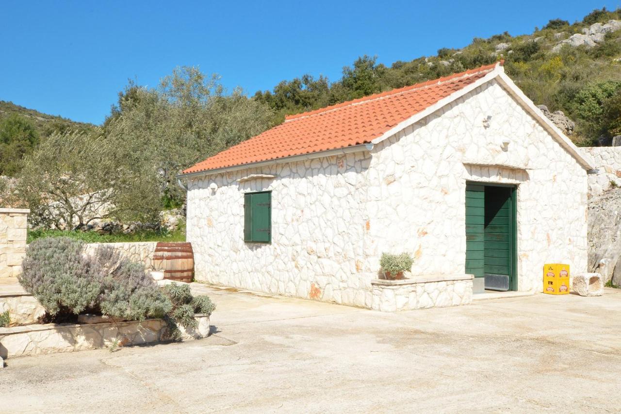 Apartments With A Parking Space Marina, Trogir - 11554 Zewnętrze zdjęcie