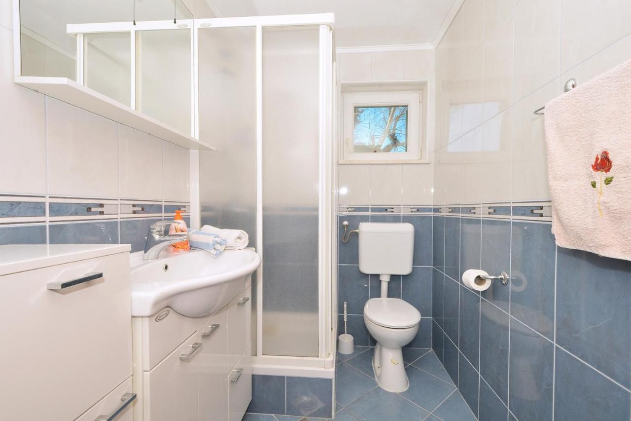Apartments With A Parking Space Marina, Trogir - 11554 Zewnętrze zdjęcie
