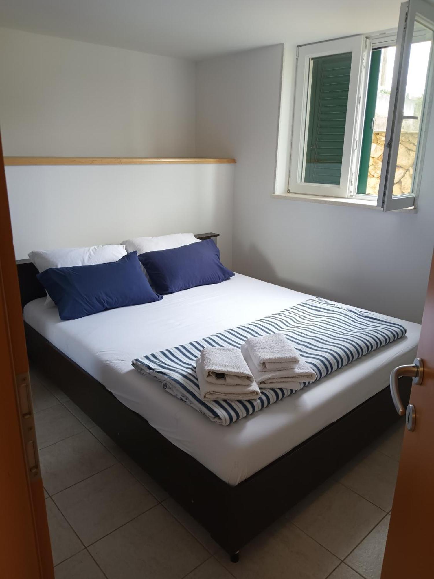Apartments With A Parking Space Marina, Trogir - 11554 Zewnętrze zdjęcie