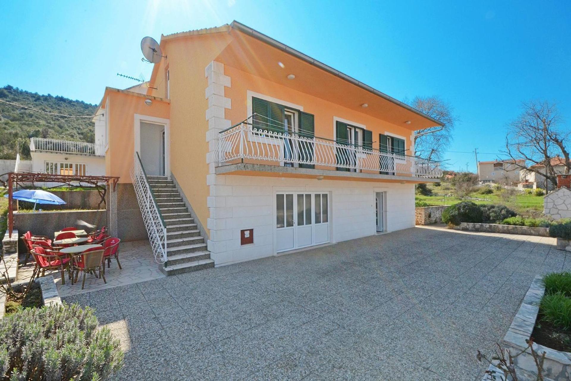 Apartments With A Parking Space Marina, Trogir - 11554 Zewnętrze zdjęcie